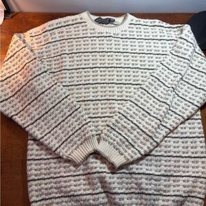 David Taylor Cream and Brown Crewneck Sweater size XL